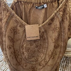 Earthbound Trading co. Tan embroidered hippie/ boho dress